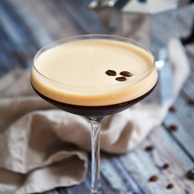 espresso martini med bki hele bønner