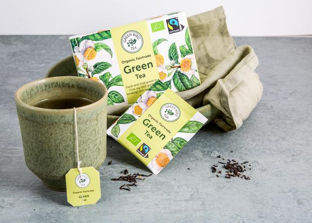 Kaffelemonade med citron lavet af kold restkaffe