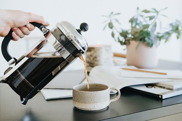 Stempelkandekaffe fra kaffekværn til erhverv