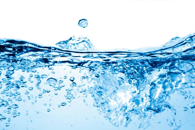 frisk og køligt vand fra drikkevandskøler